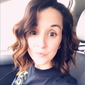 Meet your Posher, Cierra